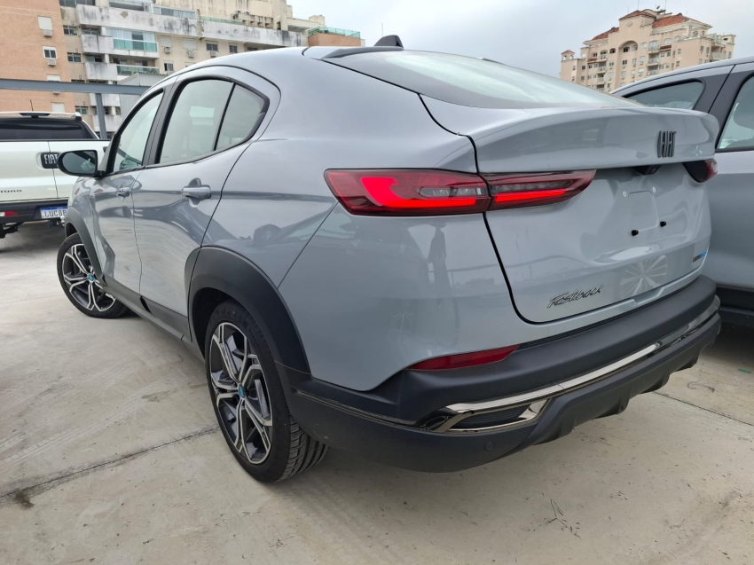 fiat fastback 1.0 turbo 200 hybrid impetus cvt hibrido 4p automatico 20254