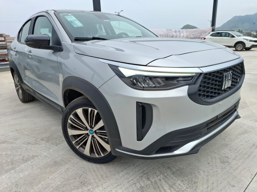 fiat fastback 1.0 turbo 200 hybrid audace cvt hibrido 4p automatico 2025