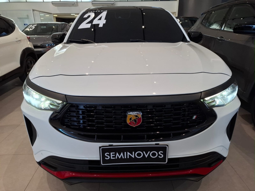 fiat fastback 1.3 turbo 270 flex abarth at6 4p automatico 20246