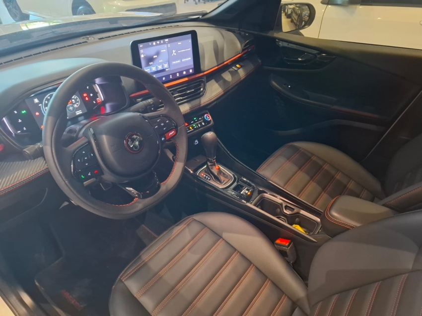 fiat fastback 1.3 turbo 270 flex abarth at6 4p automatico 20248