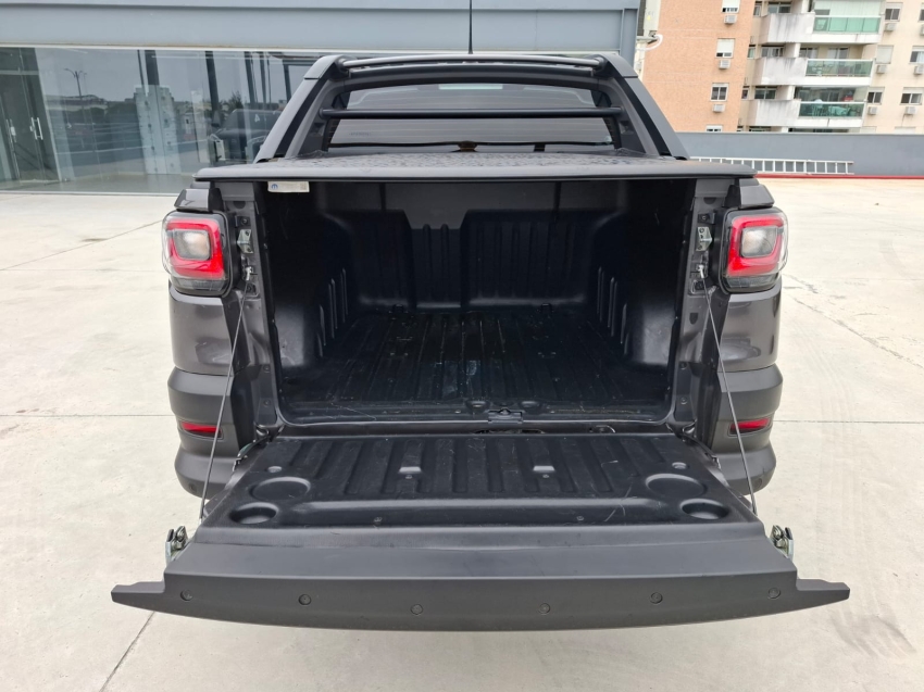 fiat strada 1.3 firefly flex volcano cd cvt 4p automatico 20254