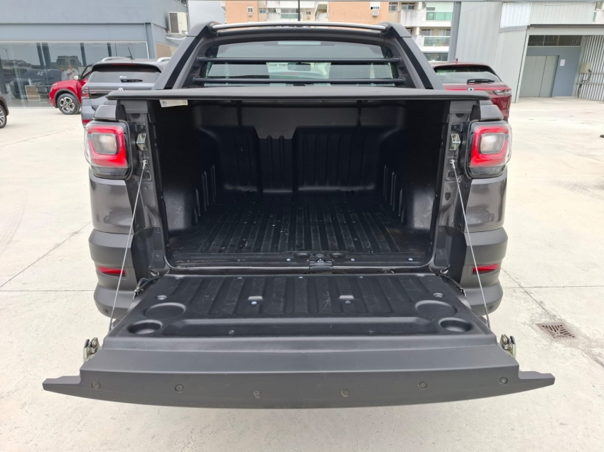 fiat strada 1.3 firefly flex ranch cd cvt 4p automatico 20232