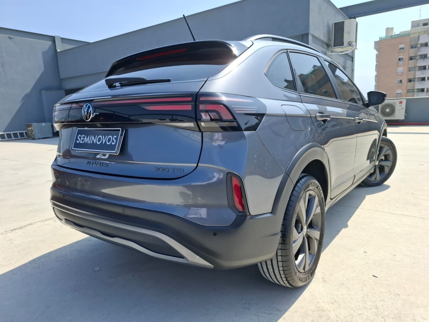 volkswagen nivus 1.0 200 tsi total flex comfortline automatico 4p 20262