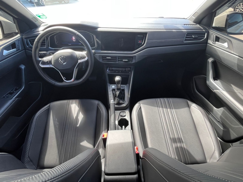volkswagen nivus 1.0 200 tsi total flex highline automatico 4p 20256