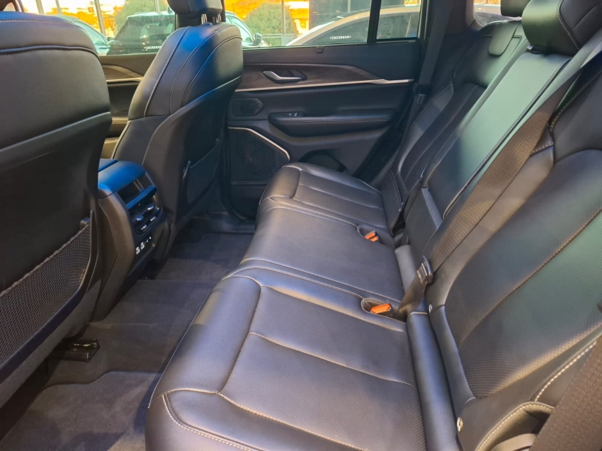 jeep grand cherokee 2.0 turbo hibrido 4xe at8 4p automatico 202412