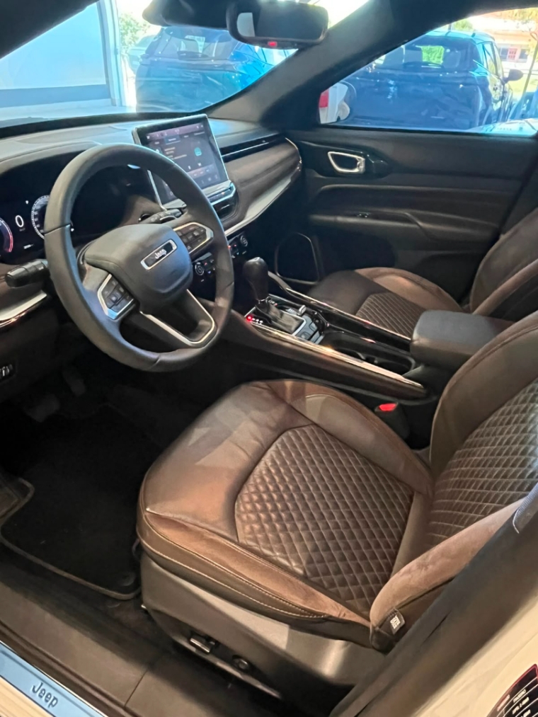 jeep commander 2.0 td380 turbo diesel overland at9 4p automatico 20236