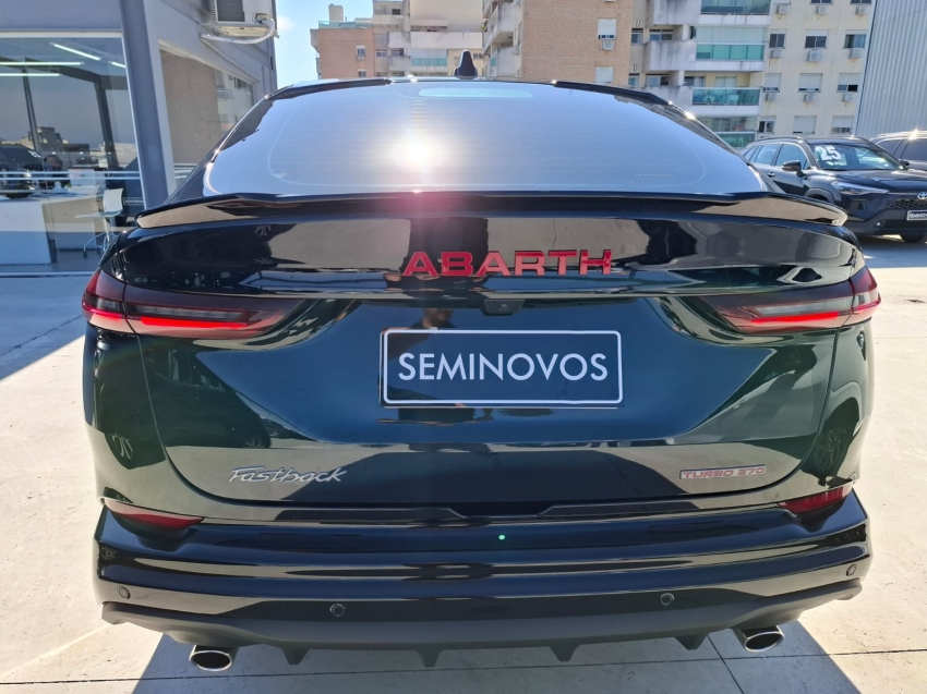 fiat fastback 1.3 turbo 270 flex abarth at6 4p automatico 20262