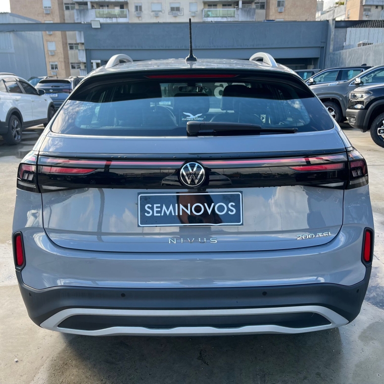 volkswagen nivus 1.0 200 tsi total flex highline automatico 4p 20262