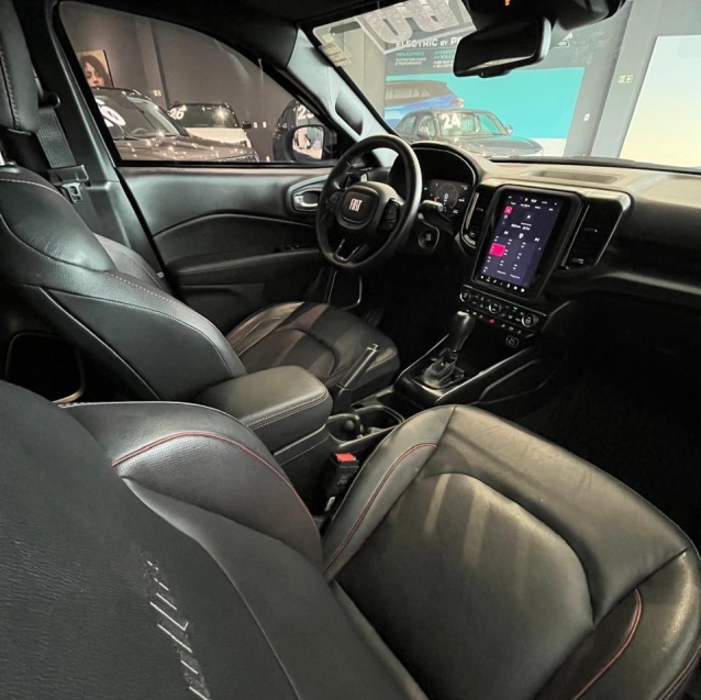 fiat toro 2.0 16v turbo diesel ultra 4wd at9 4p automatico 20237