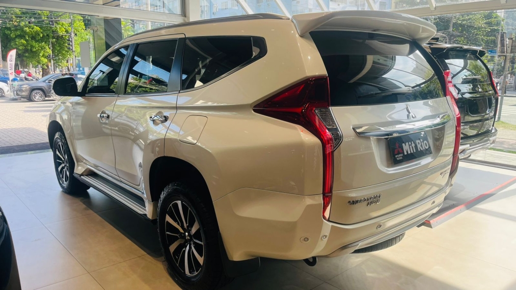 mitsubishi pajero sport 2.4 16v mivec turbo diesel hpe awd automatico 4p 2020
