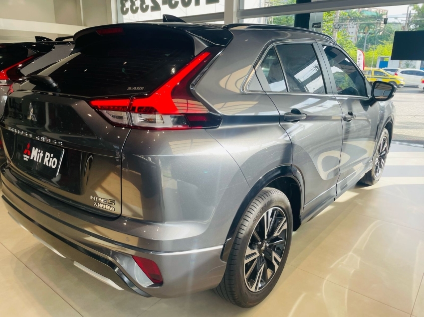 mitsubishi eclipse cross 1.5 mivec turbo gasolina hpe-s s-awc cvt 2024 mitsubishi eclipse cross 1.5 mivec turbo gasolina hpe-s s-awc cvt 2024
