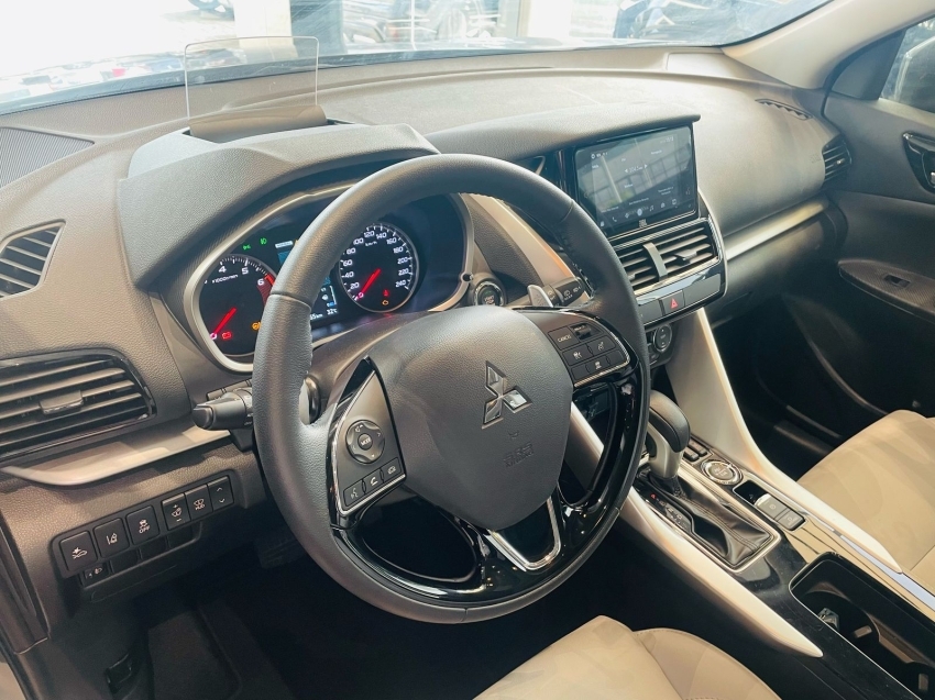 mitsubishi eclipse cross 1.5 mivec turbo gasolina hpe-s s-awc cvt 2024 mitsubishi eclipse cross 1.5 mivec turbo gasolina hpe-s s-awc cvt 2024