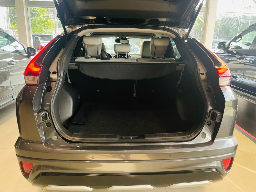 mitsubishi eclipse cross 1.5 mivec turbo gasolina hpe-s s-awc cvt 2024 mitsubishi eclipse cross 1.5 mivec turbo gasolina hpe-s s-awc cvt 2024