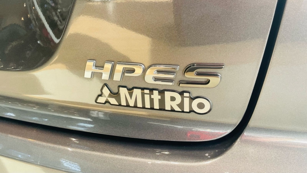 mitsubishi eclipse cross 1.5 mivec turbo gasolina hpe-s s-awc cvt 2024 mitsubishi eclipse cross 1.5 mivec turbo gasolina hpe-s s-awc cvt 2024