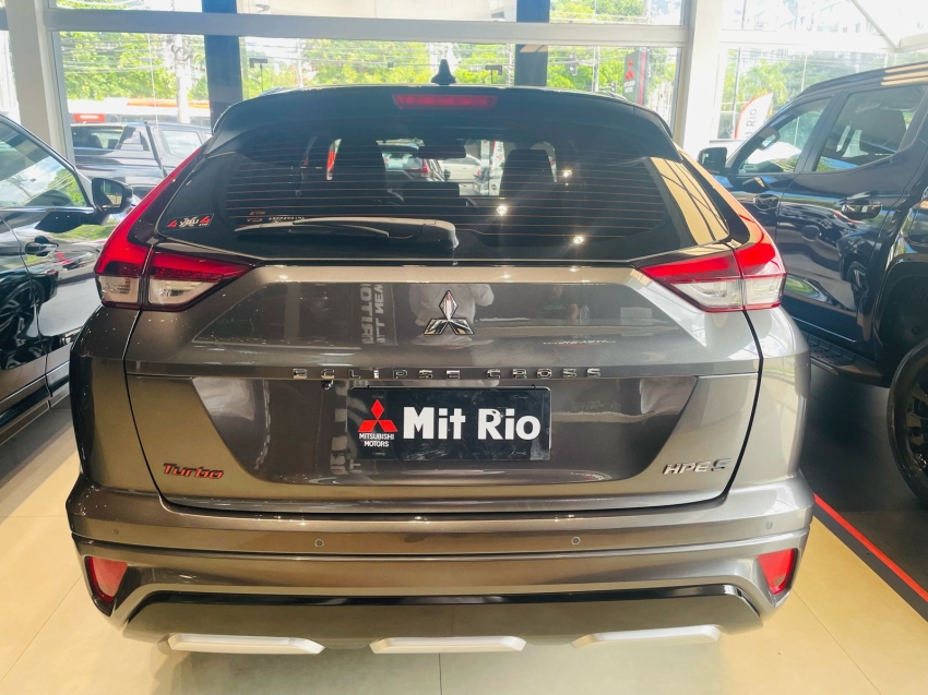 mitsubishi eclipse cross 1.5 mivec turbo gasolina hpe-s cvt 2024 mitsubishi eclipse cross 1.5 mivec turbo gasolina hpe-s cvt 2024