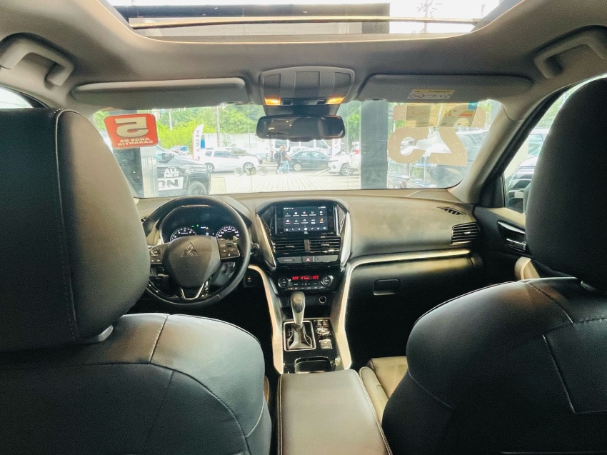 mitsubishi eclipse cross 1.5 mivec turbo gasolina hpe-s s-awc cvt 2025 mitsubishi eclipse cross 1.5 mivec turbo gasolina hpe-s s-awc cvt 2025