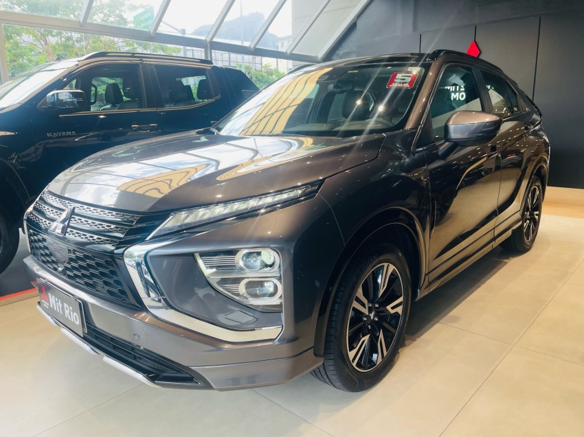 mitsubishi eclipse cross 1.5 mivec turbo gasolina hpe-s s-awc cvt 2025 mitsubishi eclipse cross 1.5 mivec turbo gasolina hpe-s s-awc cvt 2025