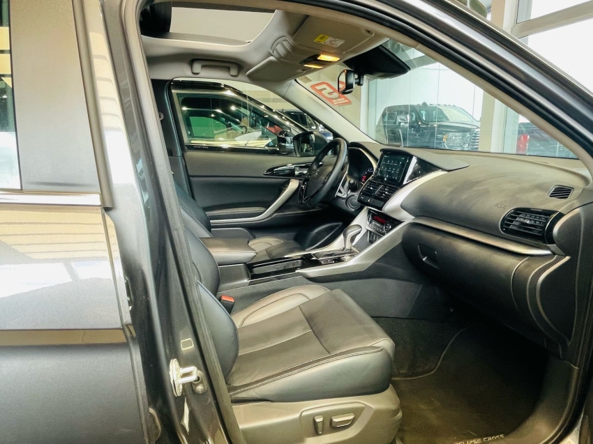 mitsubishi eclipse cross 1.5 mivec turbo gasolina hpe-s s-awc cvt 2025 mitsubishi eclipse cross 1.5 mivec turbo gasolina hpe-s s-awc cvt 2025