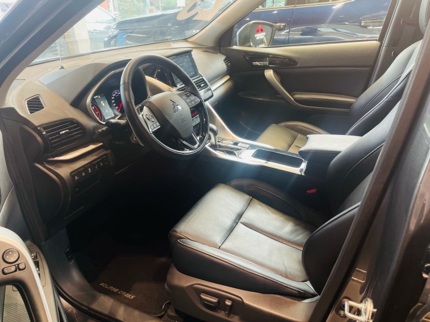 mitsubishi eclipse cross 1.5 mivec turbo gasolina hpe-s s-awc cvt 2025 mitsubishi eclipse cross 1.5 mivec turbo gasolina hpe-s s-awc cvt 2025