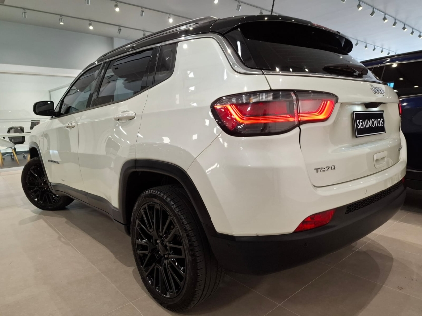 jeep compass 1.3 t270 turbo flex limited at6 4p automatico 2022 jeep compass 1.3 t270 turbo flex limited at6 4p automatico 2022