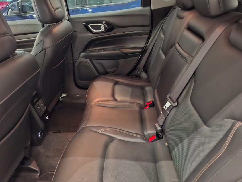 jeep compass 1.3 t270 turbo flex limited at6 4p automatico 2022 jeep compass 1.3 t270 turbo flex limited at6 4p automatico 2022