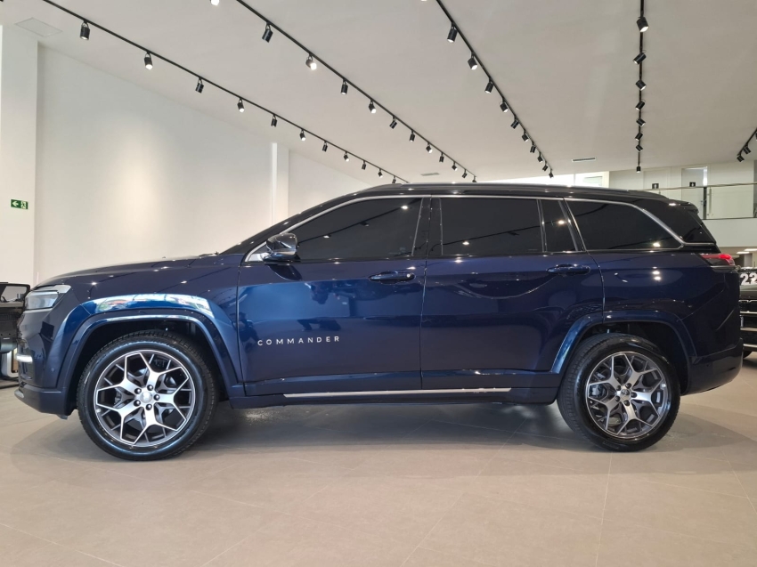 jeep commander 1.3 t270 turbo flex overland at6 4p automatico 2023 jeep commander 1.3 t270 turbo flex overland at6 4p automatico 2023