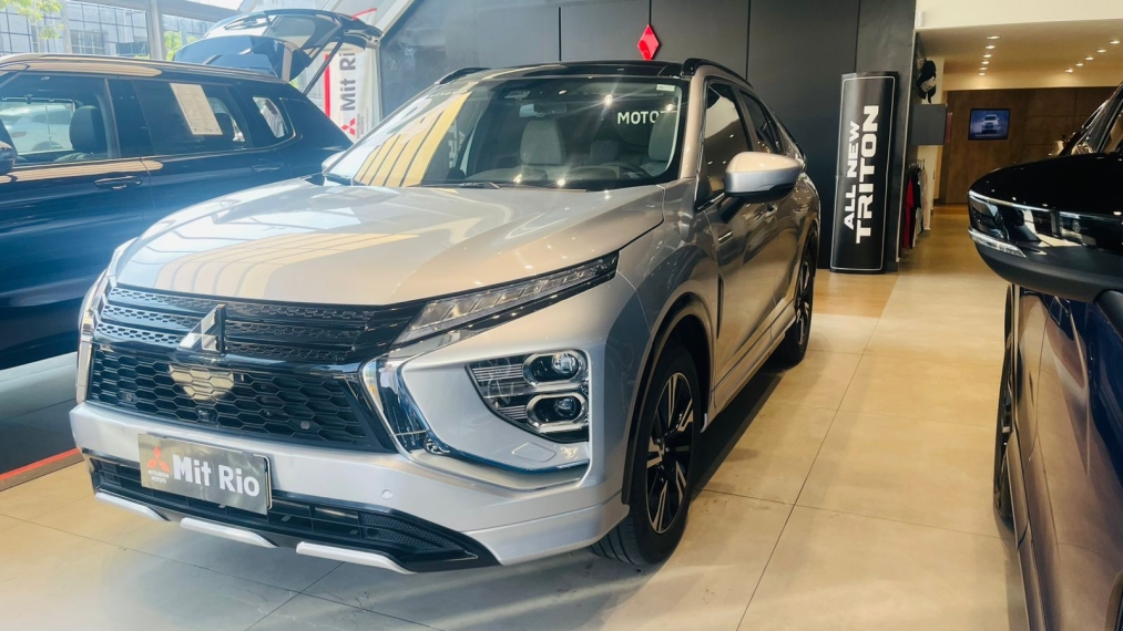 mitsubishi eclipse cross 1.5 mivec turbo gasolina hpe-s cvt 4p automatico 2024 mitsubishi eclipse cross 1.5 mivec turbo gasolina hpe-s cvt 4p automatico 2024
