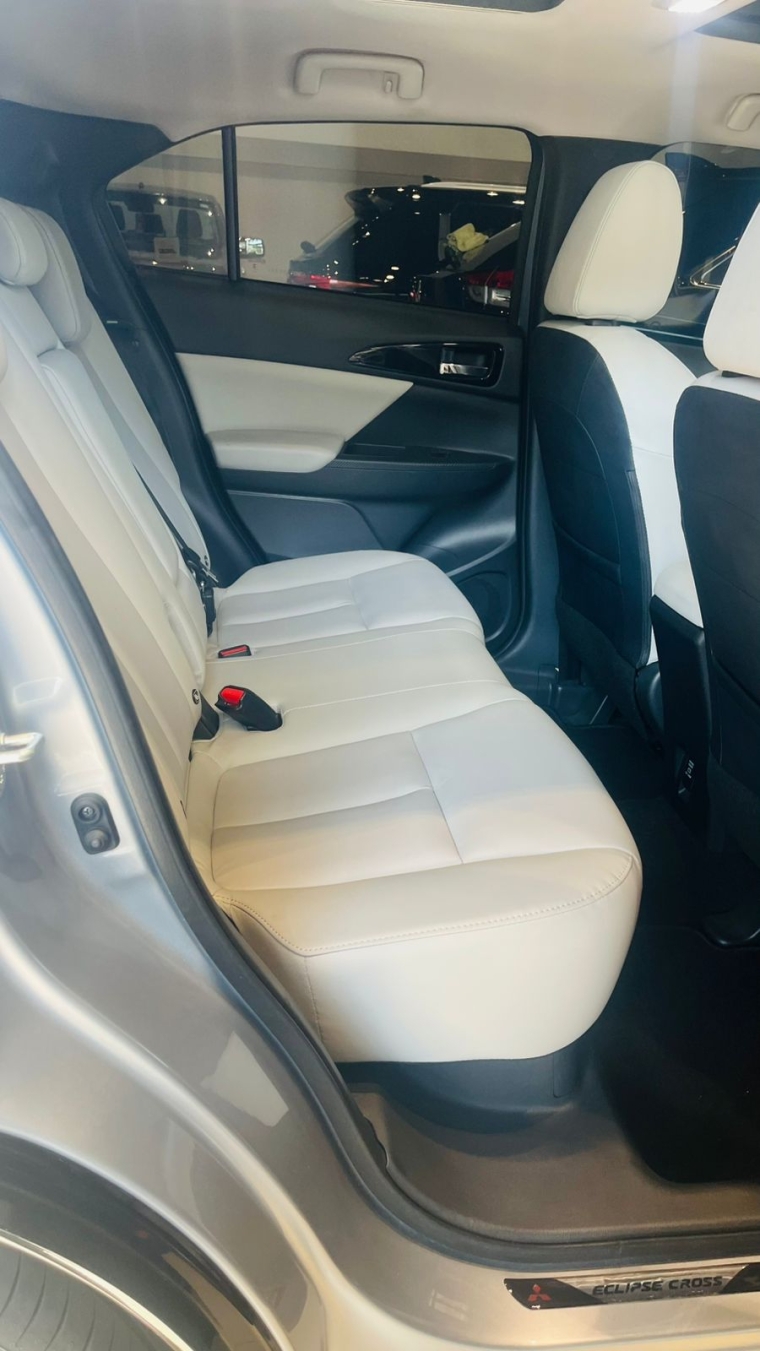 mitsubishi eclipse cross 1.5 mivec turbo gasolina hpe-s cvt 4p automatico 2024 mitsubishi eclipse cross 1.5 mivec turbo gasolina hpe-s cvt 4p automatico 2024