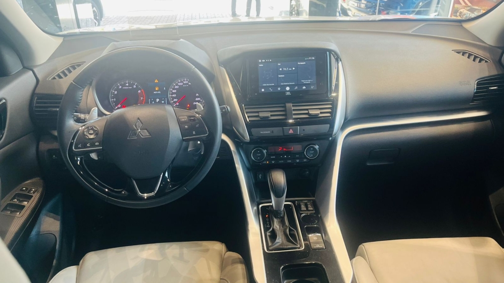 mitsubishi eclipse cross 1.5 mivec turbo gasolina hpe-s cvt 4p automatico 2023 mitsubishi eclipse cross 1.5 mivec turbo gasolina hpe-s cvt 4p automatico 2023