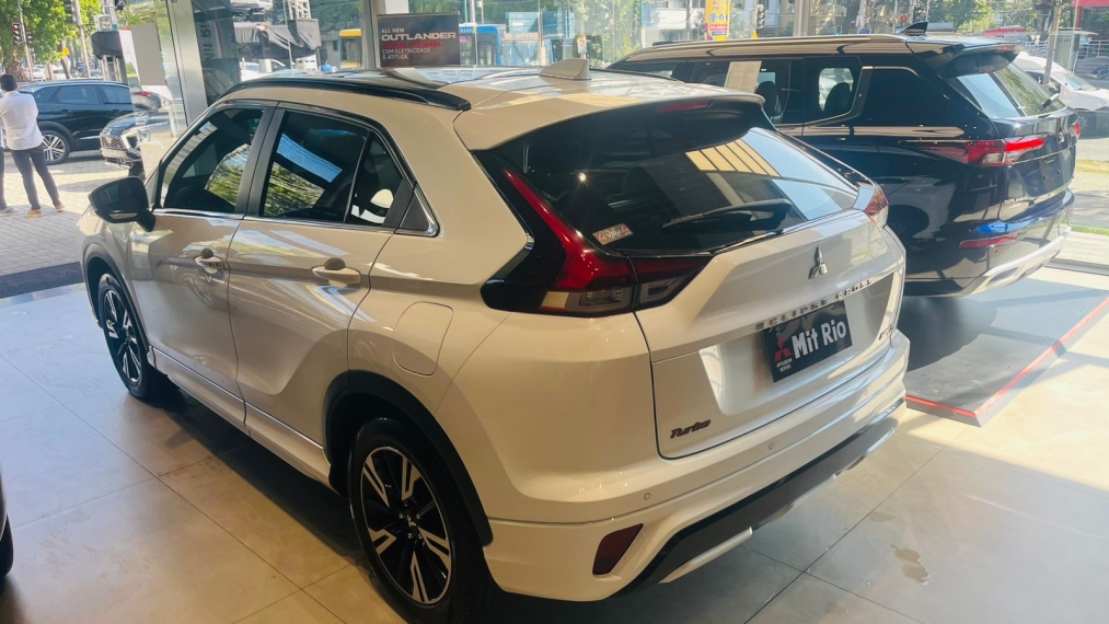 mitsubishi eclipse cross 1.5 mivec turbo gasolina hpe-s cvt 4p automatico 2023 mitsubishi eclipse cross 1.5 mivec turbo gasolina hpe-s cvt 4p automatico 2023
