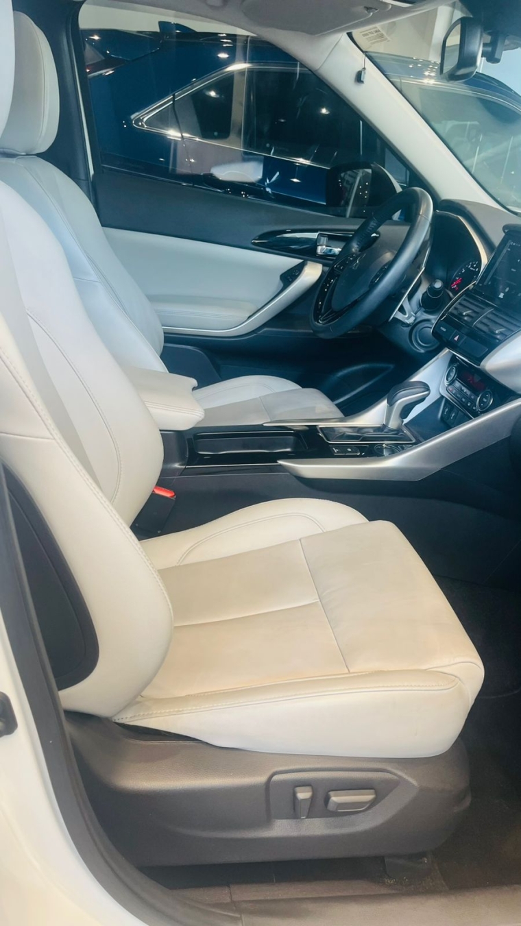 mitsubishi eclipse cross 1.5 mivec turbo gasolina hpe-s cvt 4p automatico 2023 mitsubishi eclipse cross 1.5 mivec turbo gasolina hpe-s cvt 4p automatico 2023