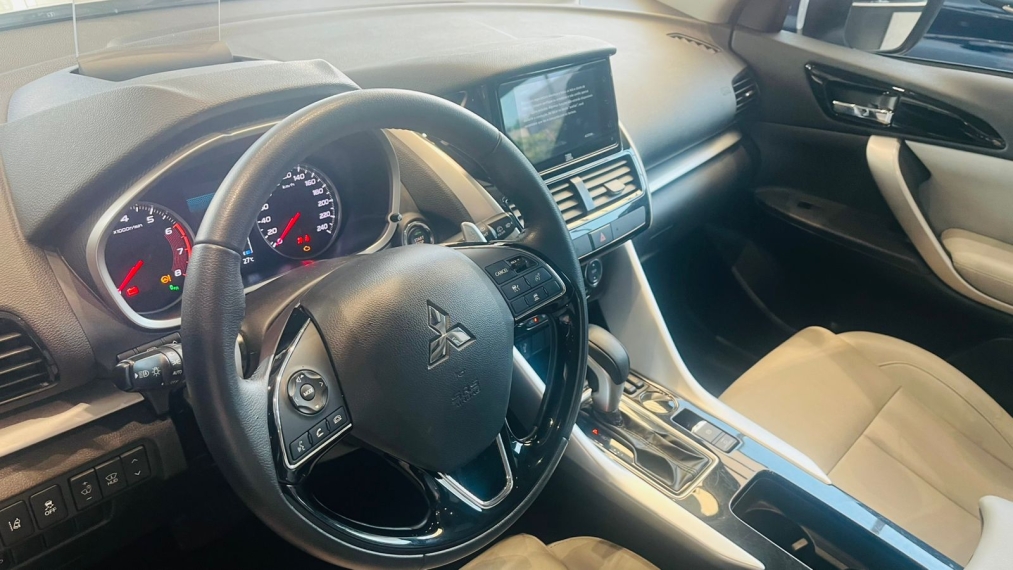 mitsubishi eclipse cross 1.5 mivec turbo gasolina hpe-s cvt 4p automatico 2023 mitsubishi eclipse cross 1.5 mivec turbo gasolina hpe-s cvt 4p automatico 2023