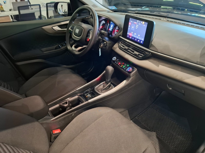 fiat fastback 1.0 turbo 200 flex cvt 4p automatico 2025 fiat fastback 1.0 turbo 200 flex cvt 4p automatico 2025