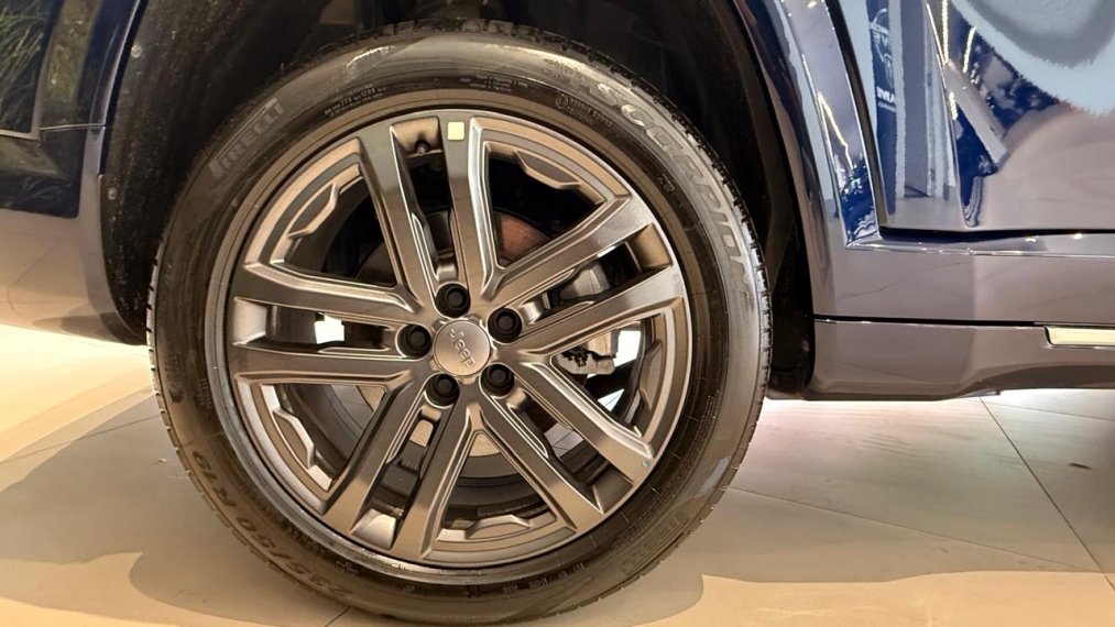 jeep commander 2.0 hurricane 4 turbo gasolina overland at9 4p automatico 2025 jeep commander 2.0 hurricane 4 turbo gasolina overland at9 4p automatico 2025