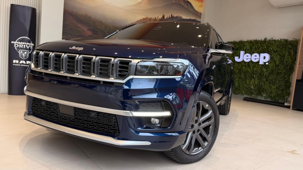 jeep commander 2.0 hurricane 4 turbo gasolina overland at9 4p automatico 2025 jeep commander 2.0 hurricane 4 turbo gasolina overland at9 4p automatico 2025