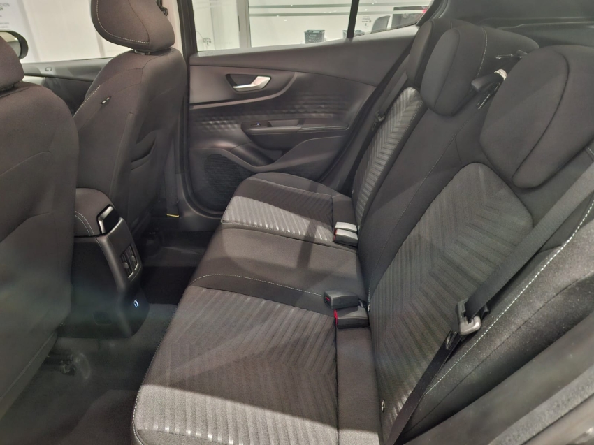 fiat fastback 1.0 turbo 200 hybrid audace cvt hibrido 4p automatico 2025 fiat fastback 1.0 turbo 200 hybrid audace cvt hibrido 4p automatico 2025