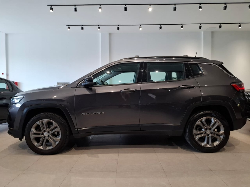 jeep compass 1.3 t270 turbo flex longitude at6 4p automatico 2023 jeep compass 1.3 t270 turbo flex longitude at6 4p automatico 2023