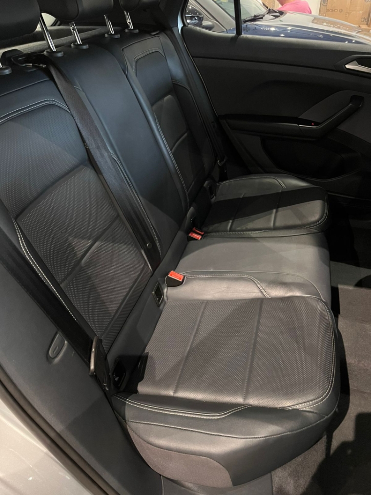 volkswagen t-cross 1.0 200 tsi total flex comfortline automatico 4p 2023 volkswagen t-cross 1.0 200 tsi total flex comfortline automatico 4p 2023