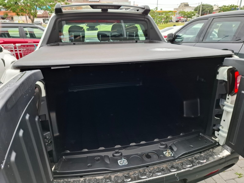 fiat toro 1.3 turbo 270 flex freedom at6 4p automatico 20253