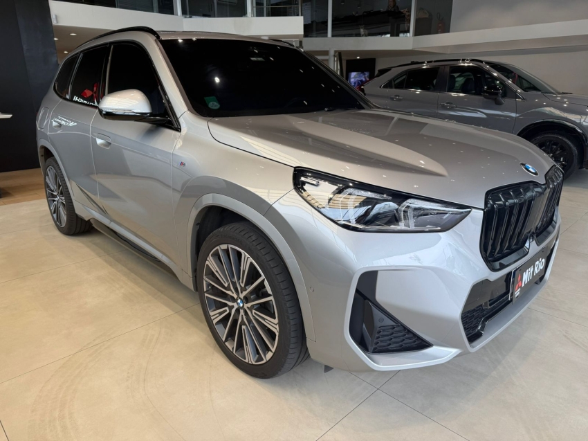 bmw x1 2.0 16v turbo gasolina sdrive20i m sport steptronic 4p automatico 2025