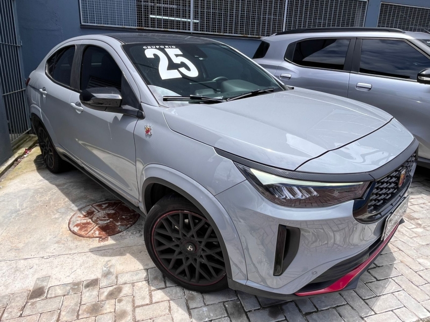 fiat fastback 1.3 turbo 270 flex abarth at6 4p automatico 2025