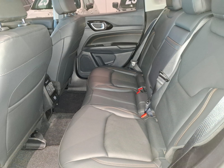 jeep compass 1.3 t270 turbo flex limited at6 4p automatico 202510