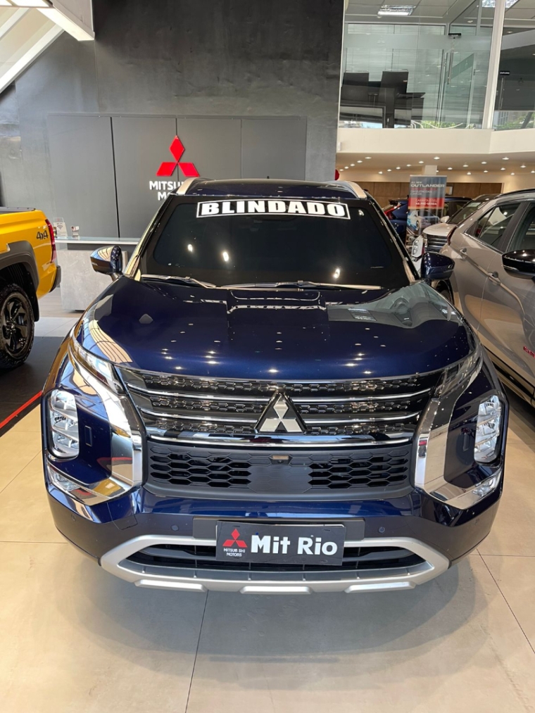 mitsubishi outlander 2.4 phev signature s-awc dht hibrido 4p automatico 2026