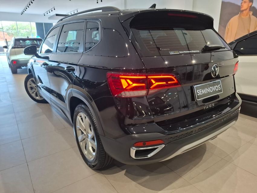 volkswagen taos 1.4 250 tsi total flex comfortline automatico 4p 20233