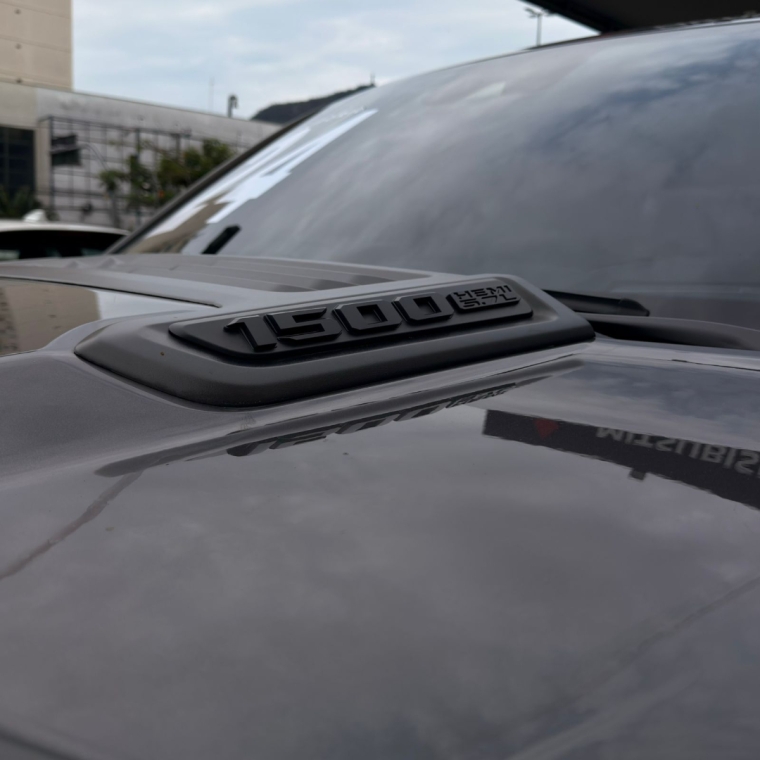 ram 1500 5.7 v8 gasolina limited night edition cd 4x4 automatico 4p 202411