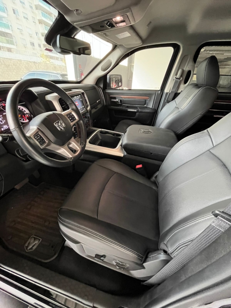 ram classic 5.7 v8 gasolina laramie cd 4x4 automatico 4p 20238