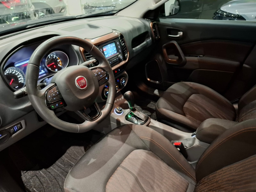 fiat toro 2.0 16v turbo diesel volcano 4wd at9 4p automatico 20189