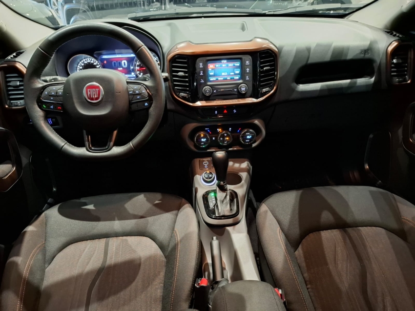 fiat toro 2.0 16v turbo diesel volcano 4wd at9 4p automatico 20188