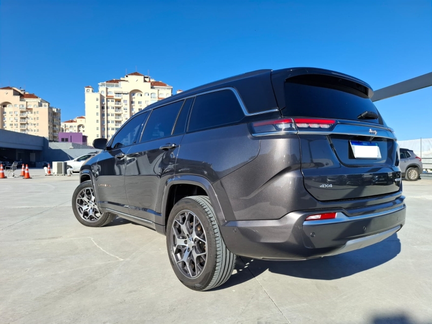 jeep commander 2.0 td380 turbo diesel overland at9 4p automatico 20253