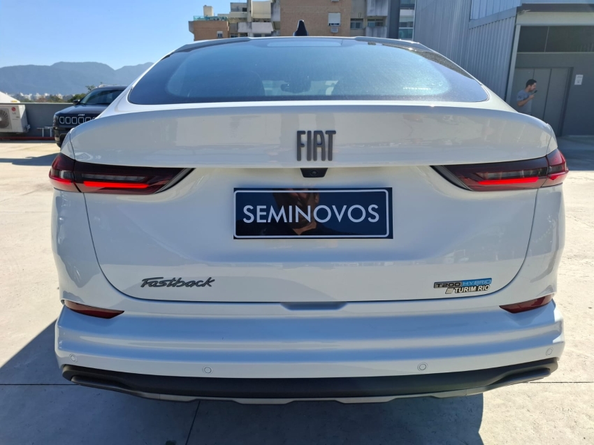 fiat fastback 1.0 turbo 200 hybrid impetus cvt hibrido 4p automatico 20263